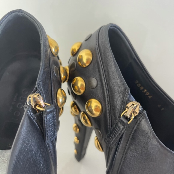 Gucci Leather Ankle Boots with gold metal design - Picture 4 of 11